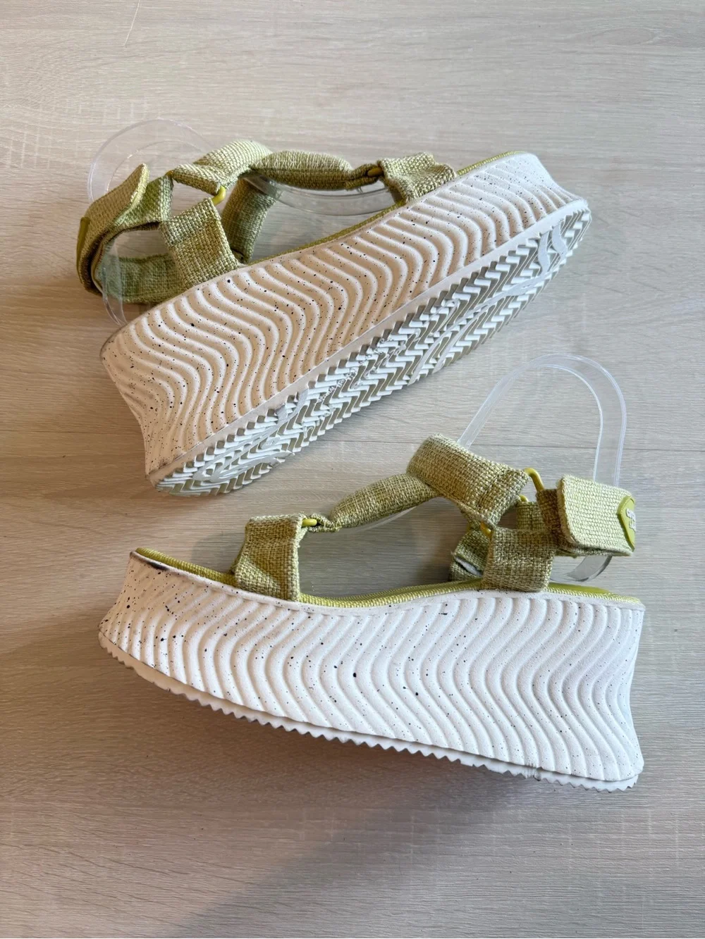 Circus NY by Sam Edelman Platform Sport Sandals Lime Green Wedge Hook & Loop 8.5